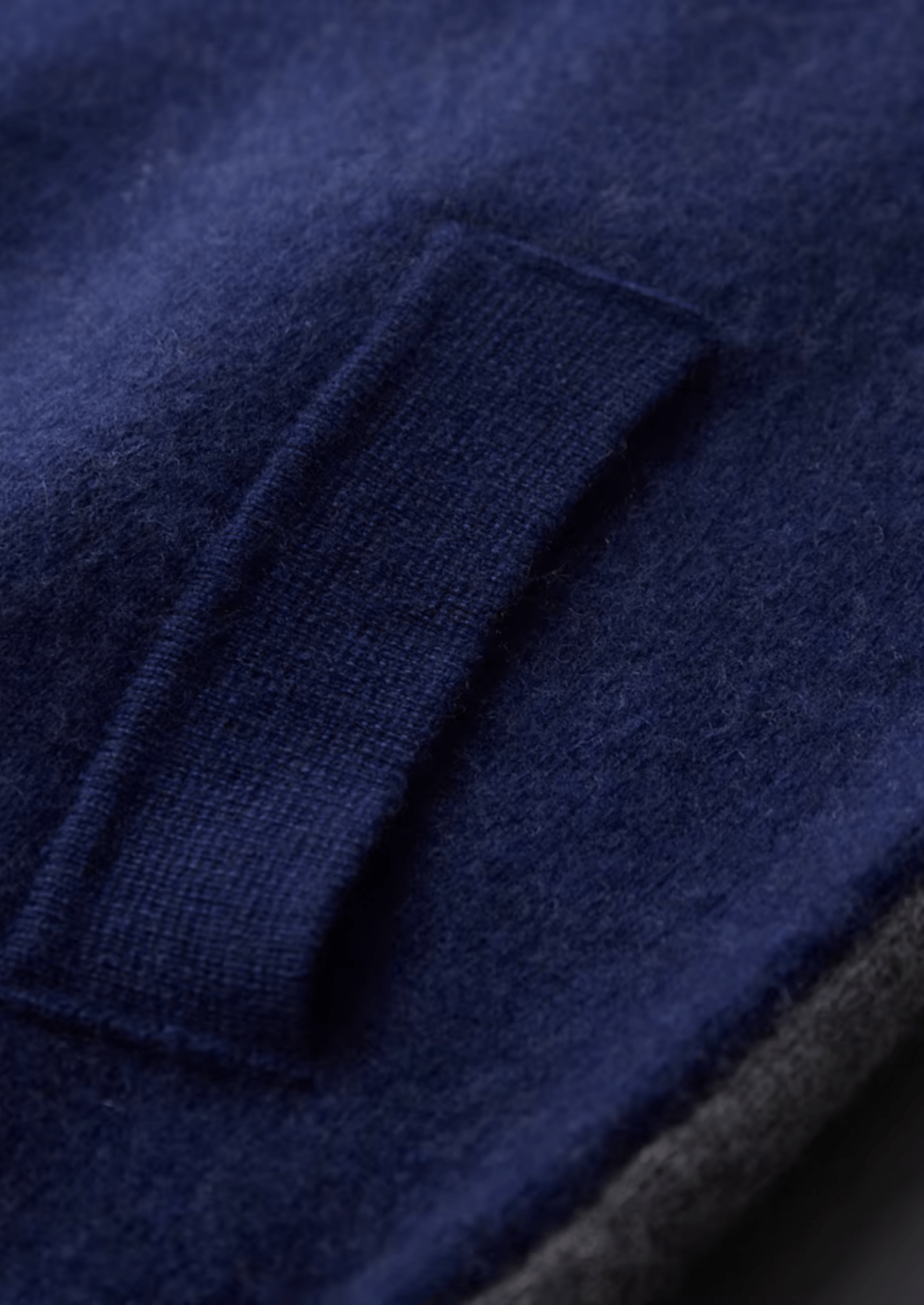 PREMIUM CASHMERE LEISURE SET - Derada