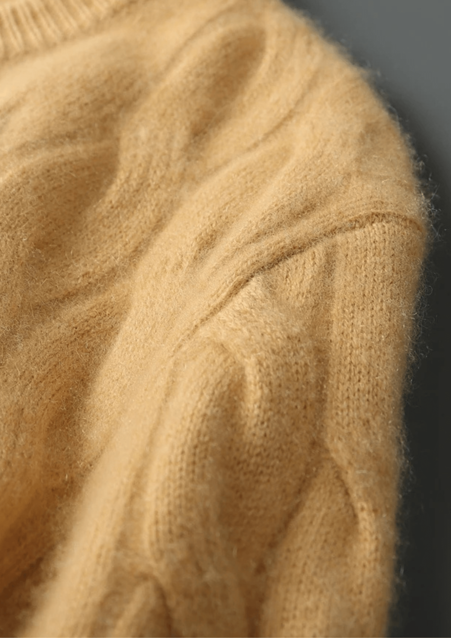 PREMIUM CASHMERE CABLE CREWNECK - Derada