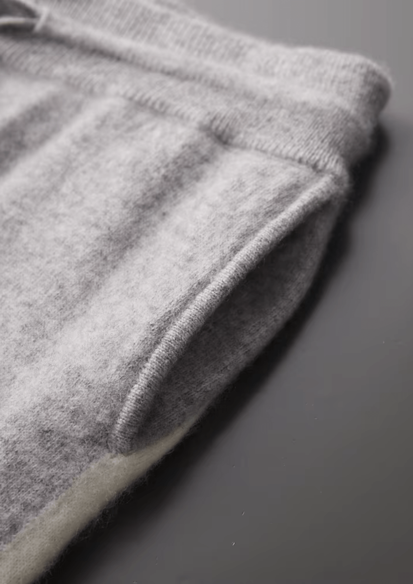 PREMIUM CASHMERE LEISURE SET - Derada